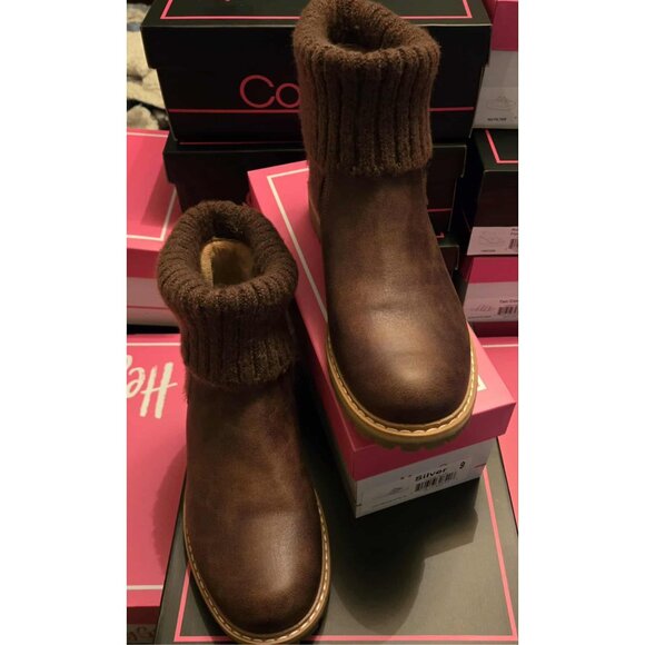 Cabin Cozy – Quilted Cuff Boots in Brown Oiled by Corkys - Picture 1 of 4